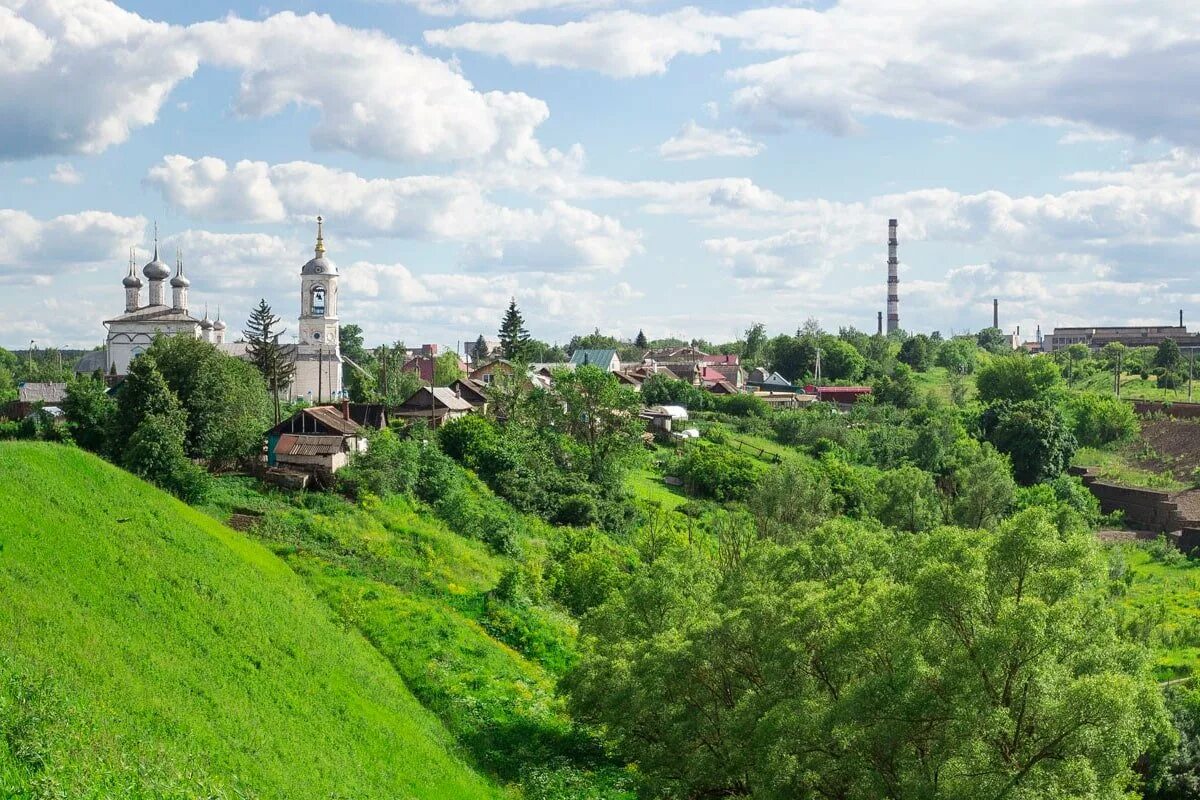 Орловская область города. Гора Самород Мценск. Висельная гора Мценск. Мценск храм с горы Самород. Стрелецкая гора Мценск.