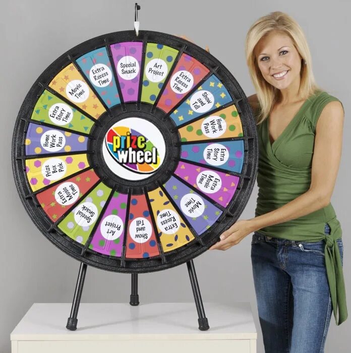 Game prize. Prize Wheel. Девушка Prize Wheel. Wheel frame Prize. Spinning Wheel game.