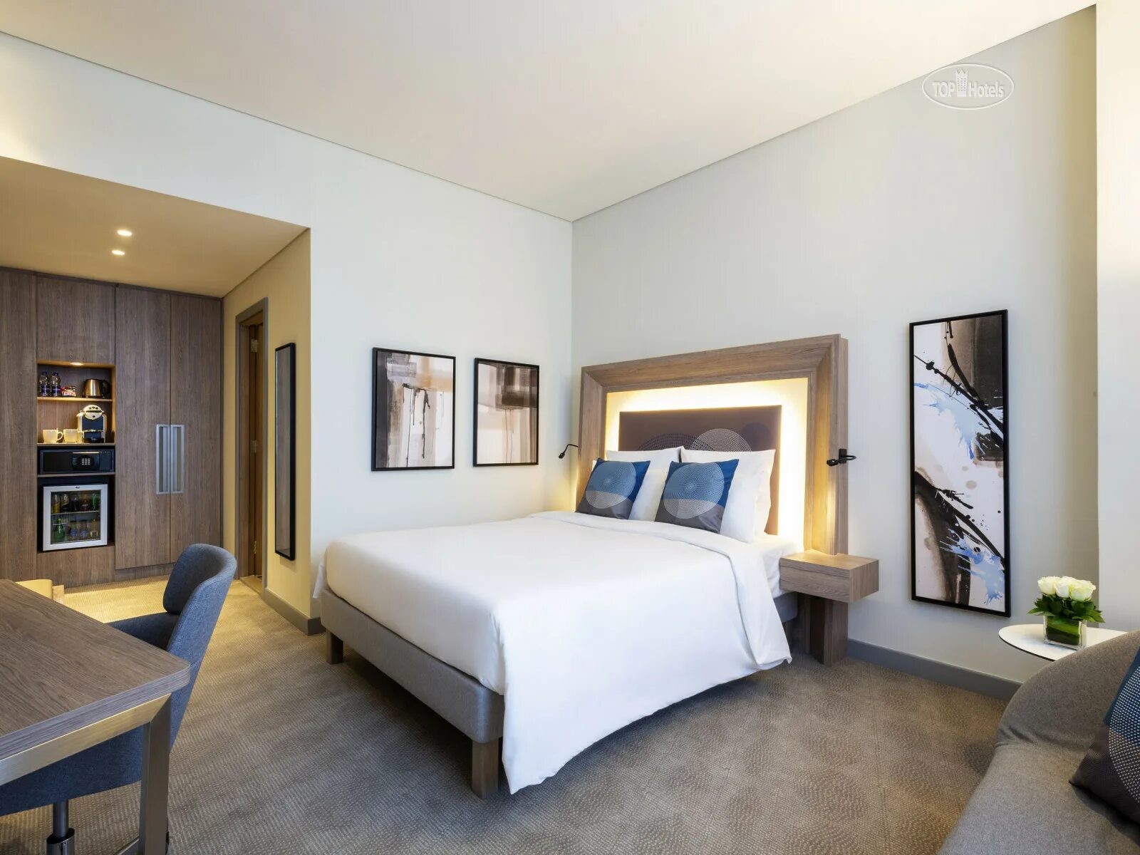 Novotel bur. Новотель бур дубай. Novotel bur. Бур дубай. Новотель бур дубай.
