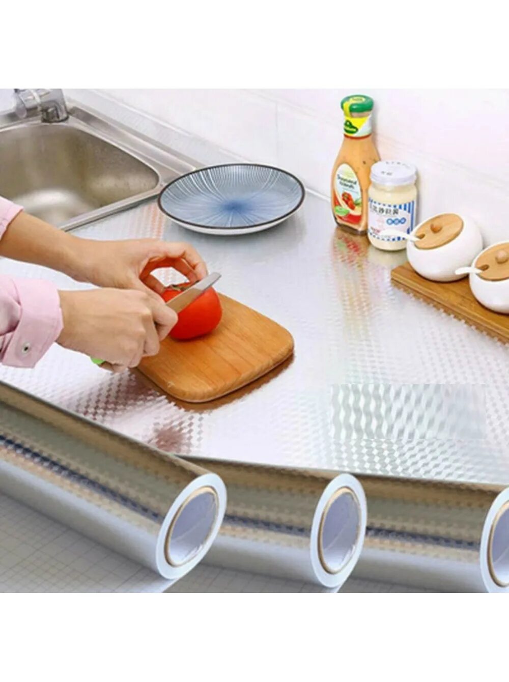 фольга самоклеющаяся алюминиевая 3м. пленка-стикер защитная для кухни. самоклеящаяся пленка на столешницу. клеящаяся пленка в ванную комнату. алюминиевая фольга для кухни.