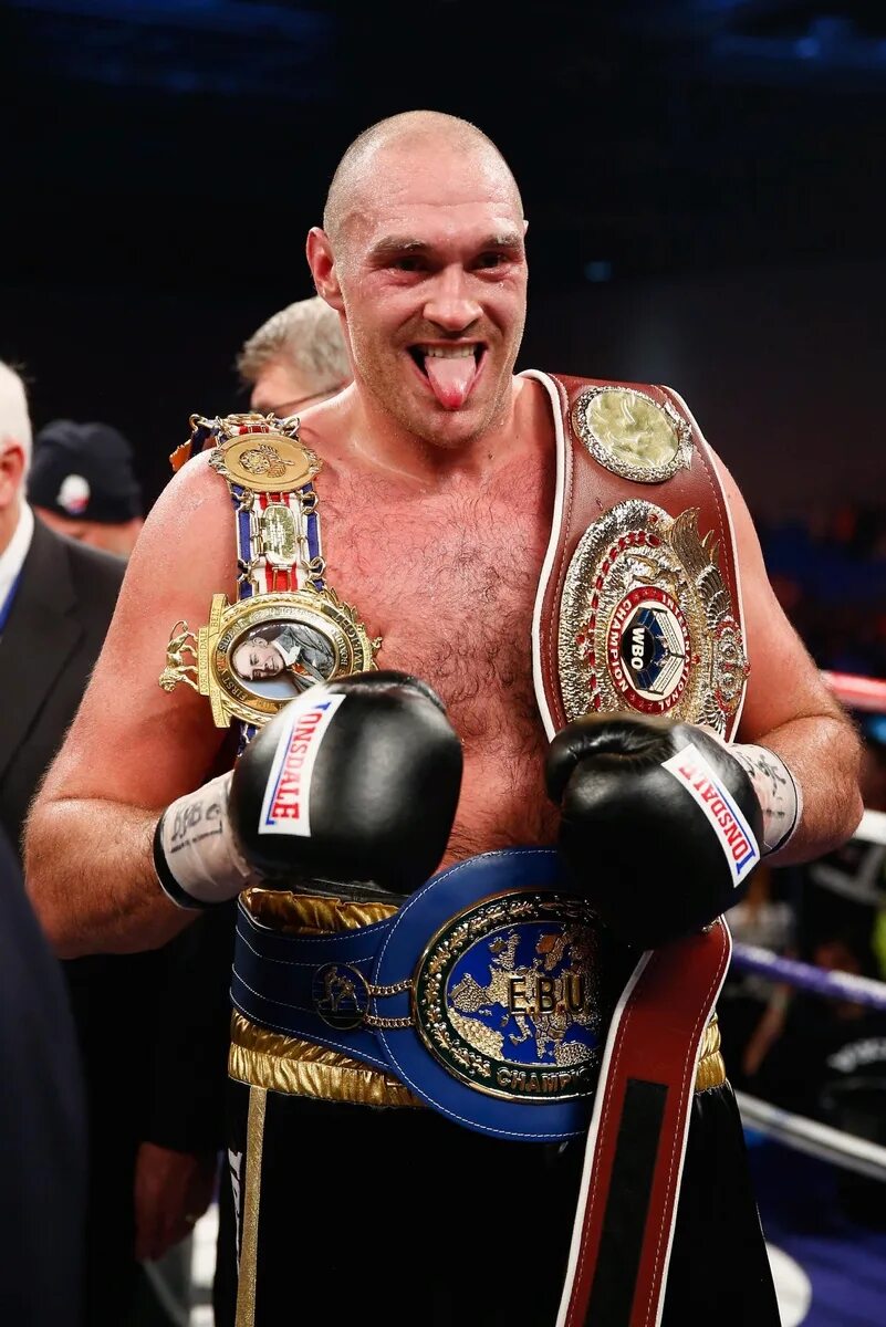 Тайсон фьюри. Дерек чисора. Тайсон фьюри фото. Тайсон фьюри. Boxer tayson furi.