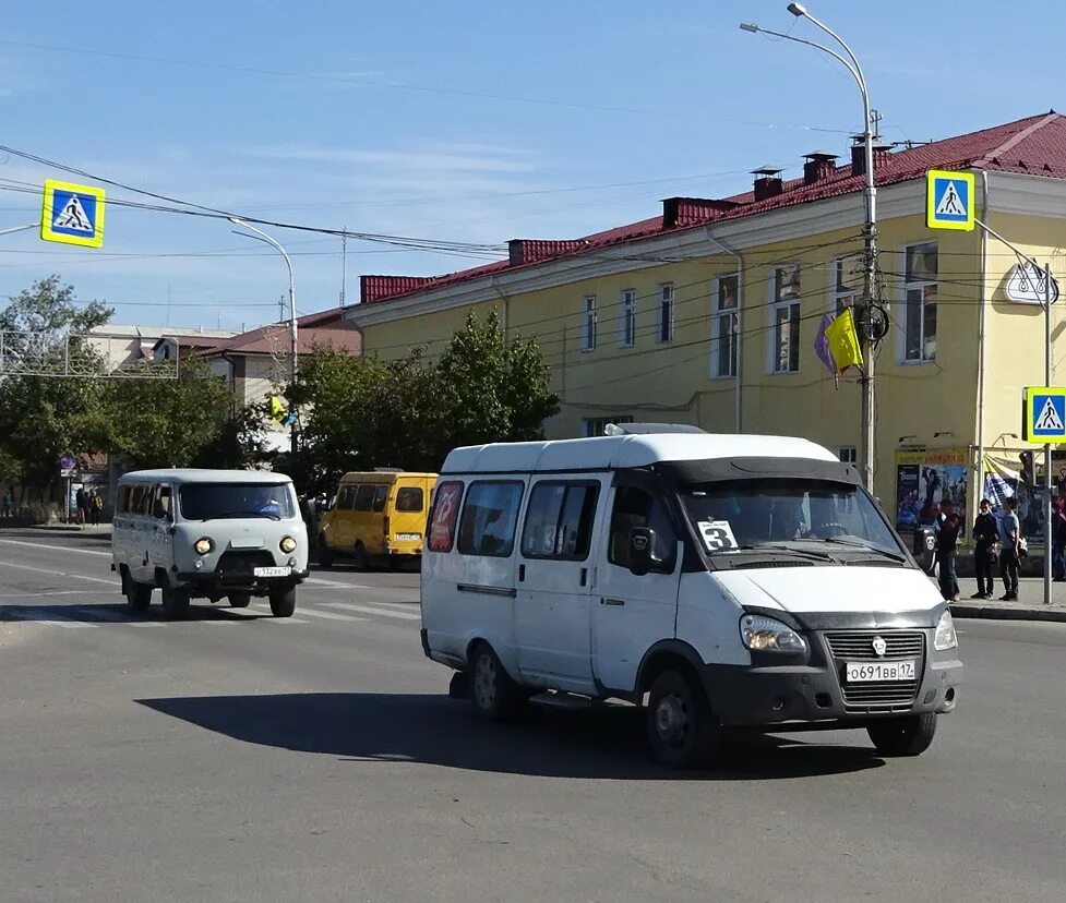 ГАЗ 322130 "О 032 ов 56". Автобусы Тува. Маршрутки в Туве. УАЗ Тыва. Республика тыва московское время