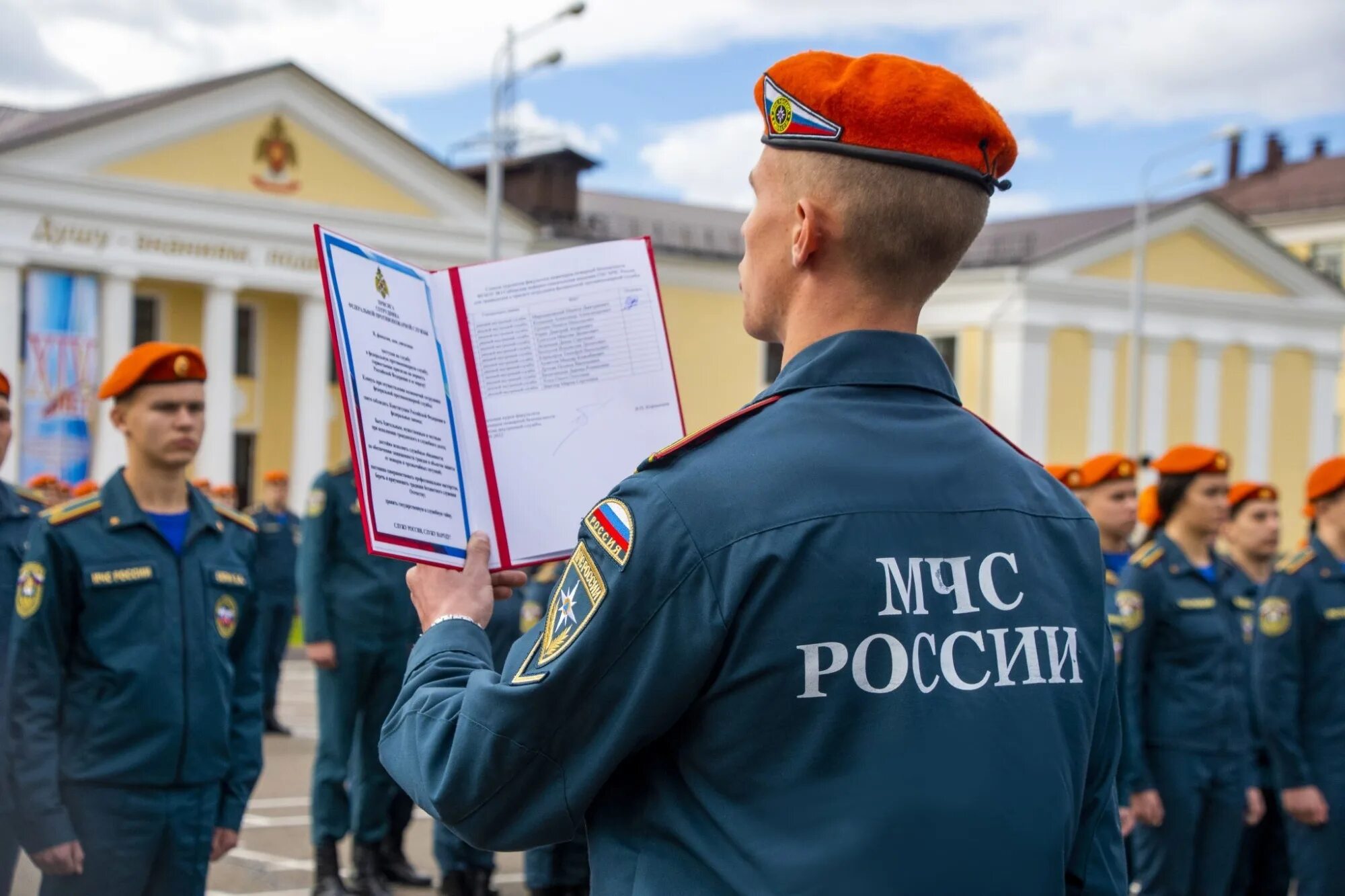 Сибирская пожарно-спасательная Академия МЧС России. Сибирская Академия МЧС курсанты. СПСА Академия МЧС Железногорск. Железногорск: Сибирская пожарно-спасательная Академия ГПС МЧС России.