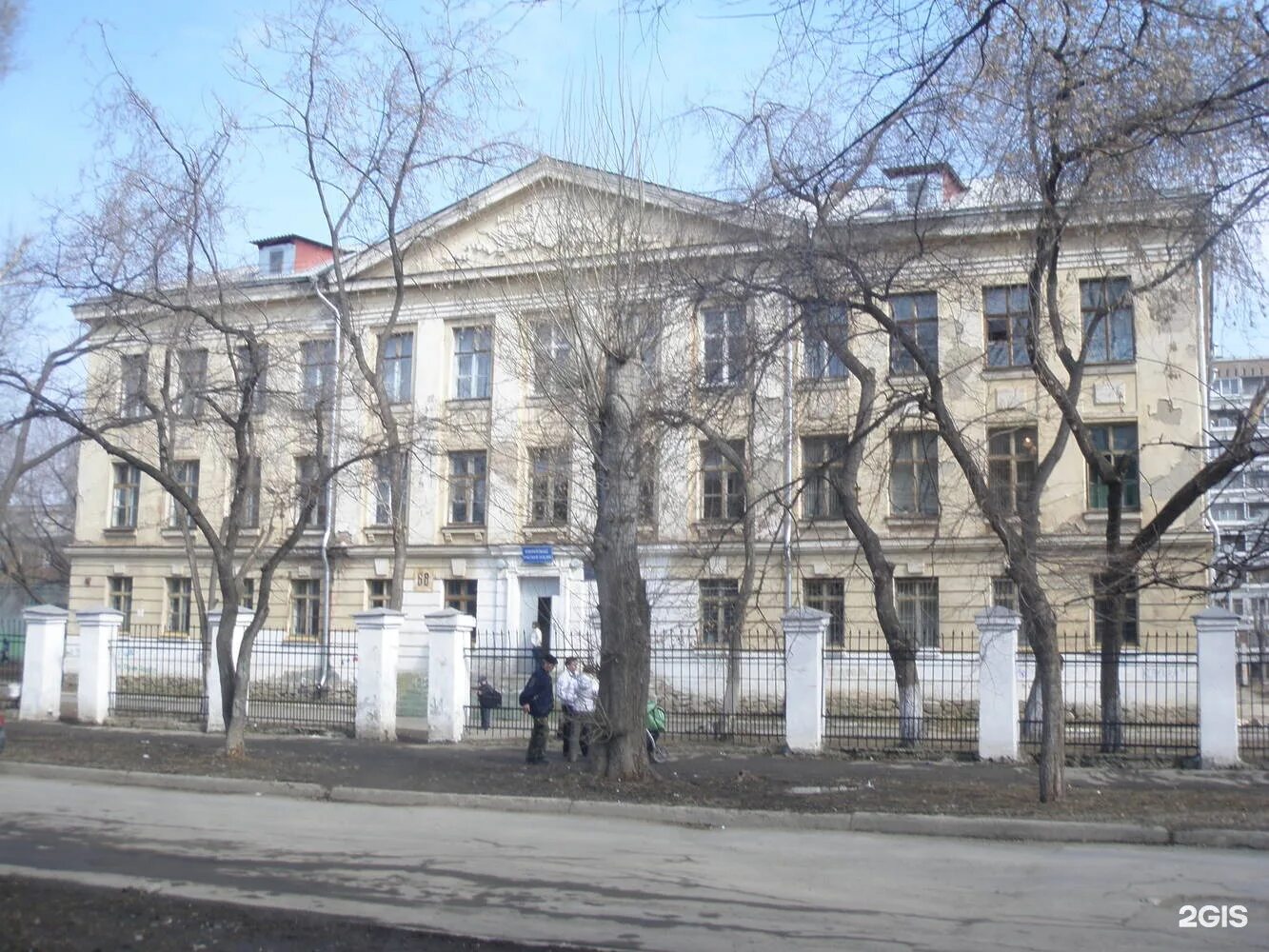 Школа 68 тюмень. Школы екатеринбурга в аварийном состоянии \. Школа 68 екатеринбург сайт. Школа 68 тюмень. Школа 68 екатеринбург ремонт.