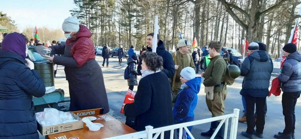 Степано крынка днр. Каменноугольное общество нижней крынки. Свежие новости село крынки. Крынки новости. Степано крынка днр.