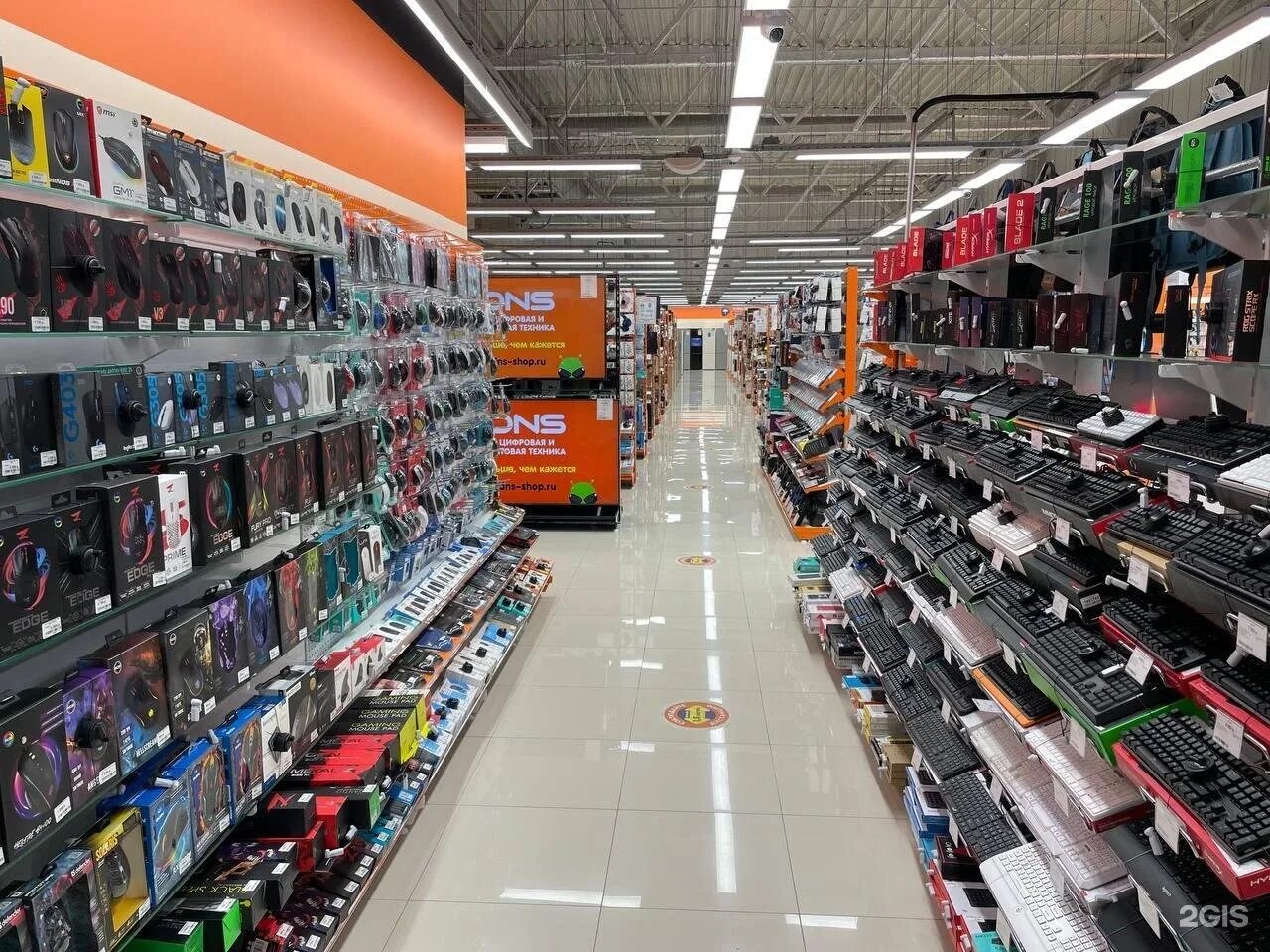 Магазин меркурий тамбов центральный рынок. Свердлова 41 тольятти марафон. 9 41 магазин. 9 41 магазин. Омега маркет.