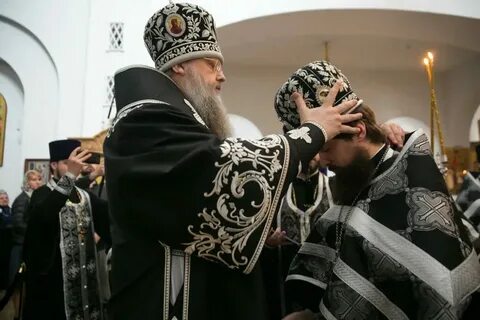Владыка 6 букв