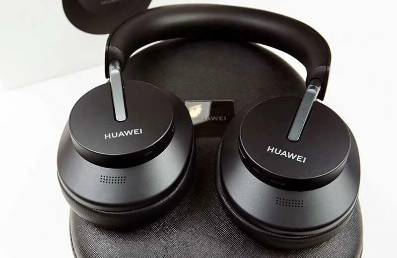 Наушники хуавей звук. Хуавей наушники полноразмерные. Huawei freebuds Studio Bluetooth. Huawei freebuds Studio Wireless 5.2.