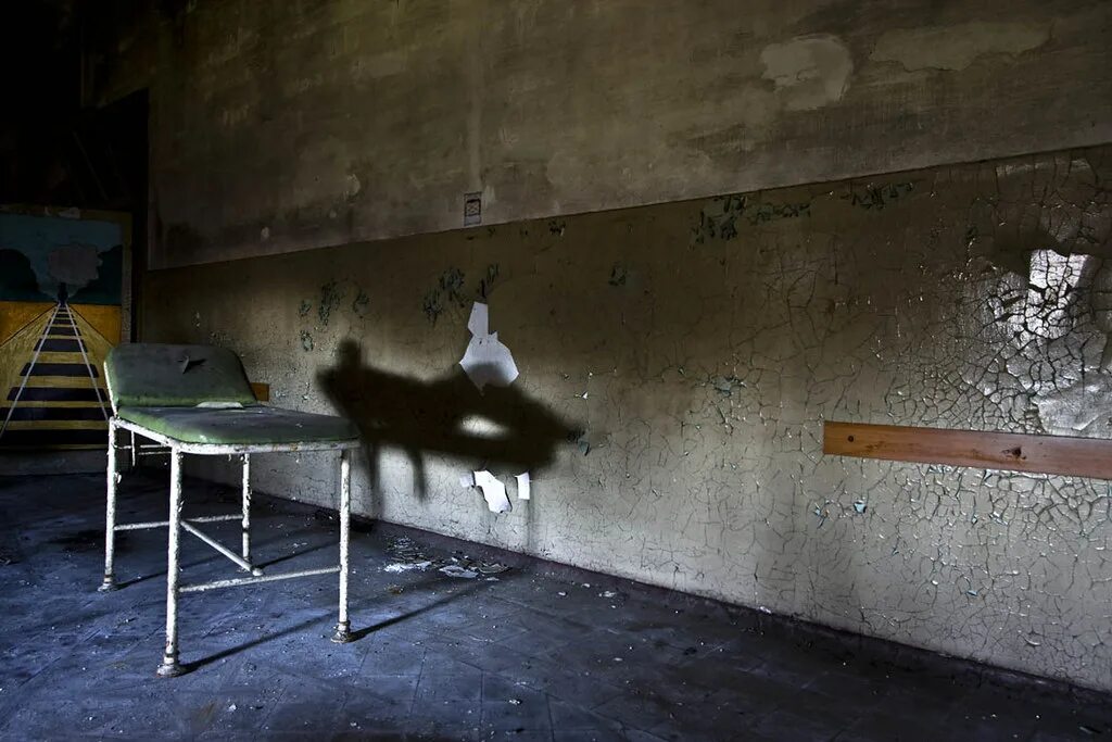 Эксперимент розенхана. Дэвид розенхерн эксперимент. психолог дэвид розенхан. психбольница эксперимент.