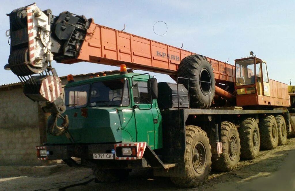 Продается кран. Кран автомобильный кшт 80. автокран кшт 50.01 краян. краз краян 30 тонн. кран краян 30 тонн.