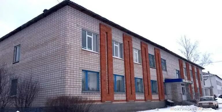 городская библиотека улица байтерякова можга. зал для молодежи в модельной библиотеке. музей можга. библиотека можга. центральная библиотека можга.