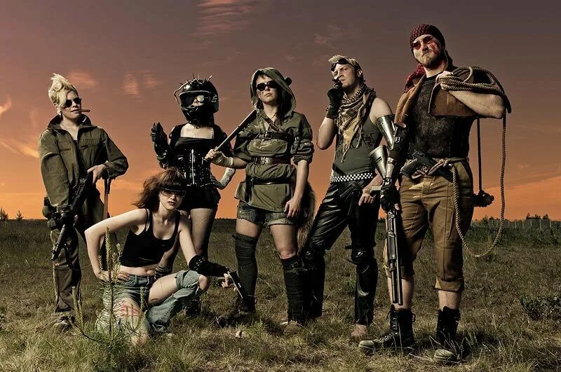 выживание апокалипсис. Innawoods выживший. постапокалипсис одежда. игры про выживание в зомби апокалипсисе. постапокалипсис винсент бейкер.