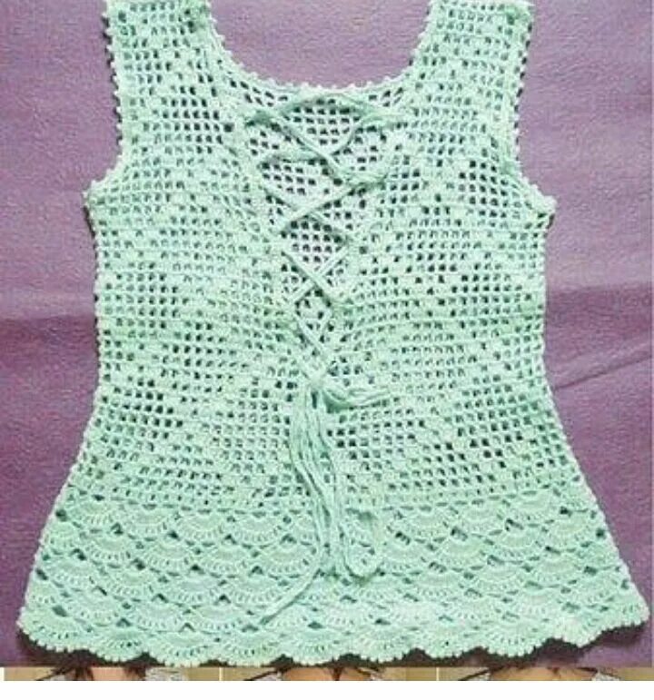Топик вязаный летний для девочки. Платья крючком для дево. Вязаные маечки для девочек. Топ крючком для девочки. Вязаные топы для детей.