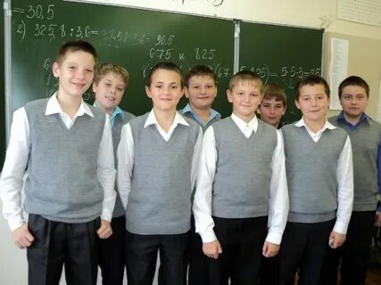 В двух 7 классах 67 учеников