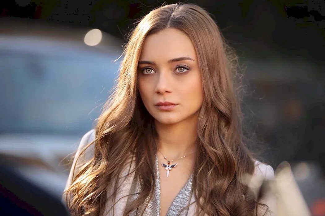 дамла актриса. эфсун кент чукур. эфсун кент чукур. эфсун из чукура. дамла сонмез эртугрул.