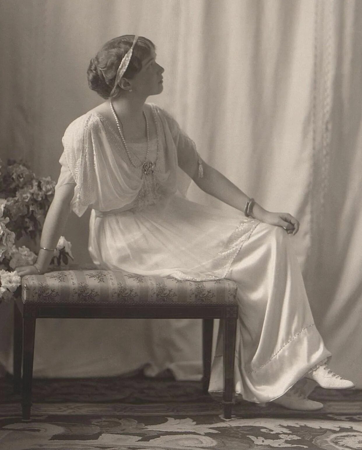 Contract grand duchess