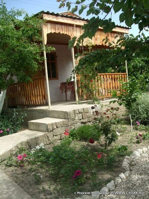 крым коктебель частный сектор 2021. дом киселева в коктебеле. дача киселева в коктебеле. коктебель ул стамова 7. улочки коктебеля.