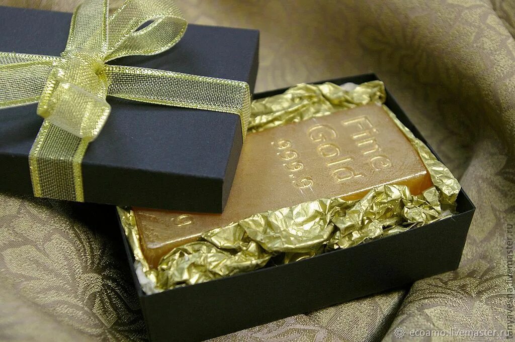 Сувенирное золото. Подарок золото. Подарочные коробки для слитков. Подарочная коробка для мужчины. Коробочка для денег.
