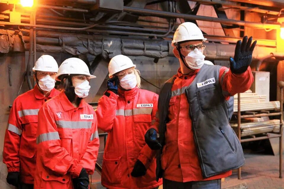 Евраз нтмк. Управление комбината нтмк нижний тагил. Евраз нтмк экскурсии. В. Нижнетагильский металлургический комбинат (нтмк).