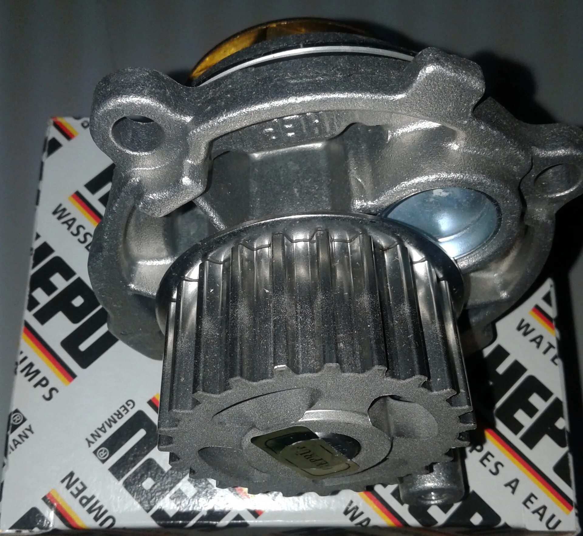 Помпа hepu. Hepu p 662. помпа hepu p572. hepu помпа ваз 1.6 16v. p655 hepu.