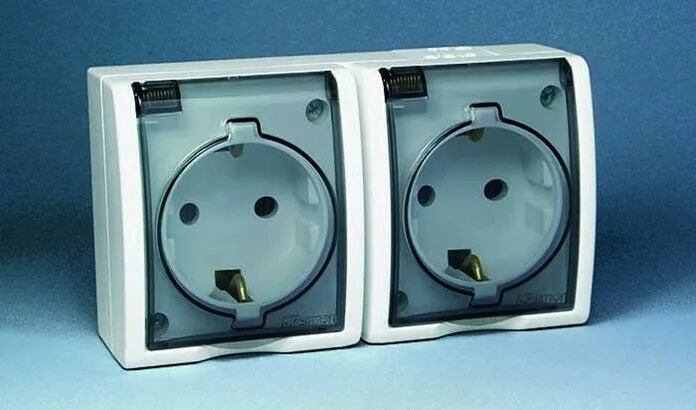 Розетка со шторкой ip54. Simon 15 розетка. розетка simon 1594445-030. simon 24 белый розетка schuko. simon 15 выключатель.