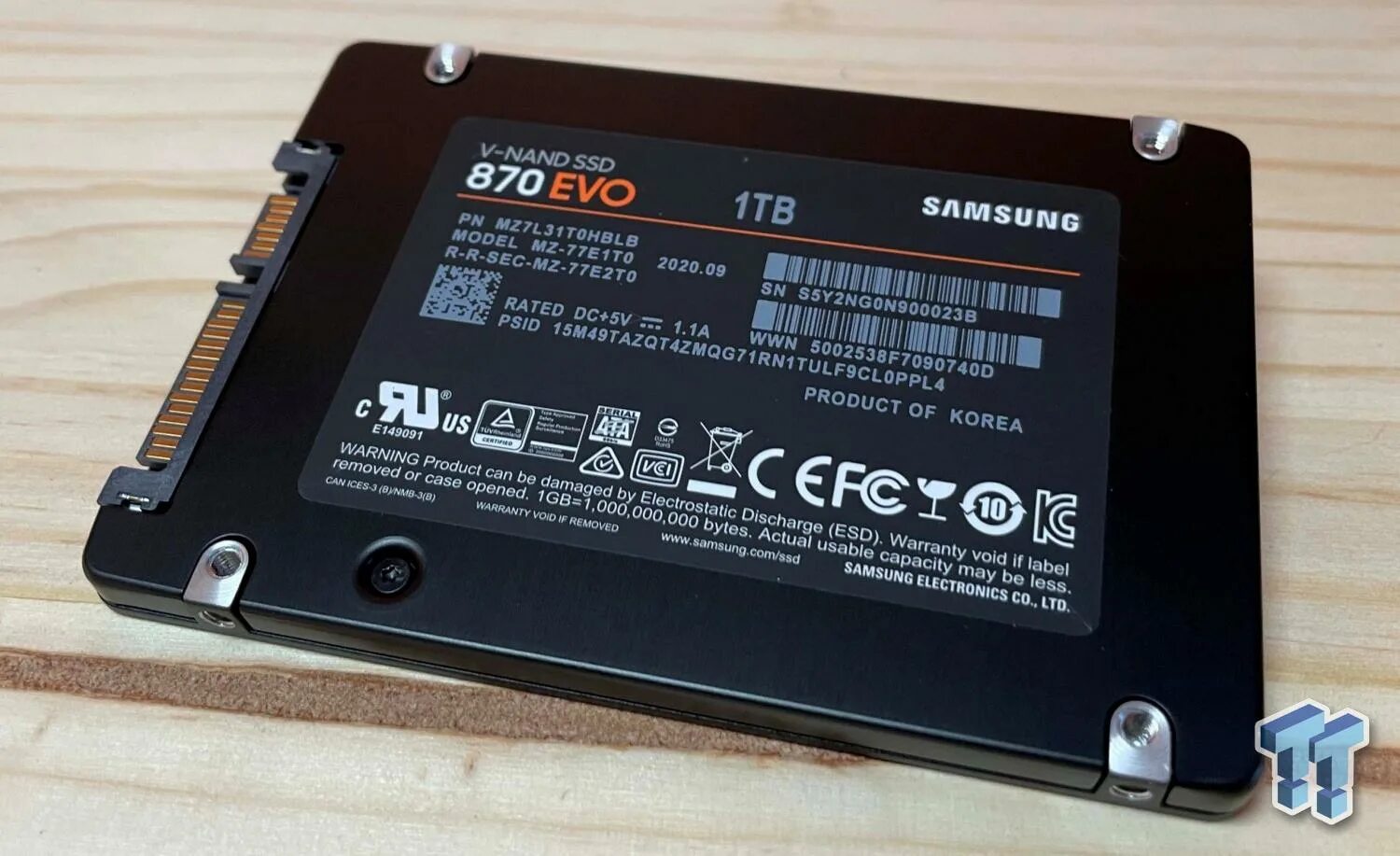 Samsung evo 1tb купить. Samsung 870 EVO 1tb. SSD Samsung 870 EVO 2tb. SSD Samsung 870 EVO 1tb плата. Samsung SSD 1tb 870 EVO Series MZ-77e1t0bw.
