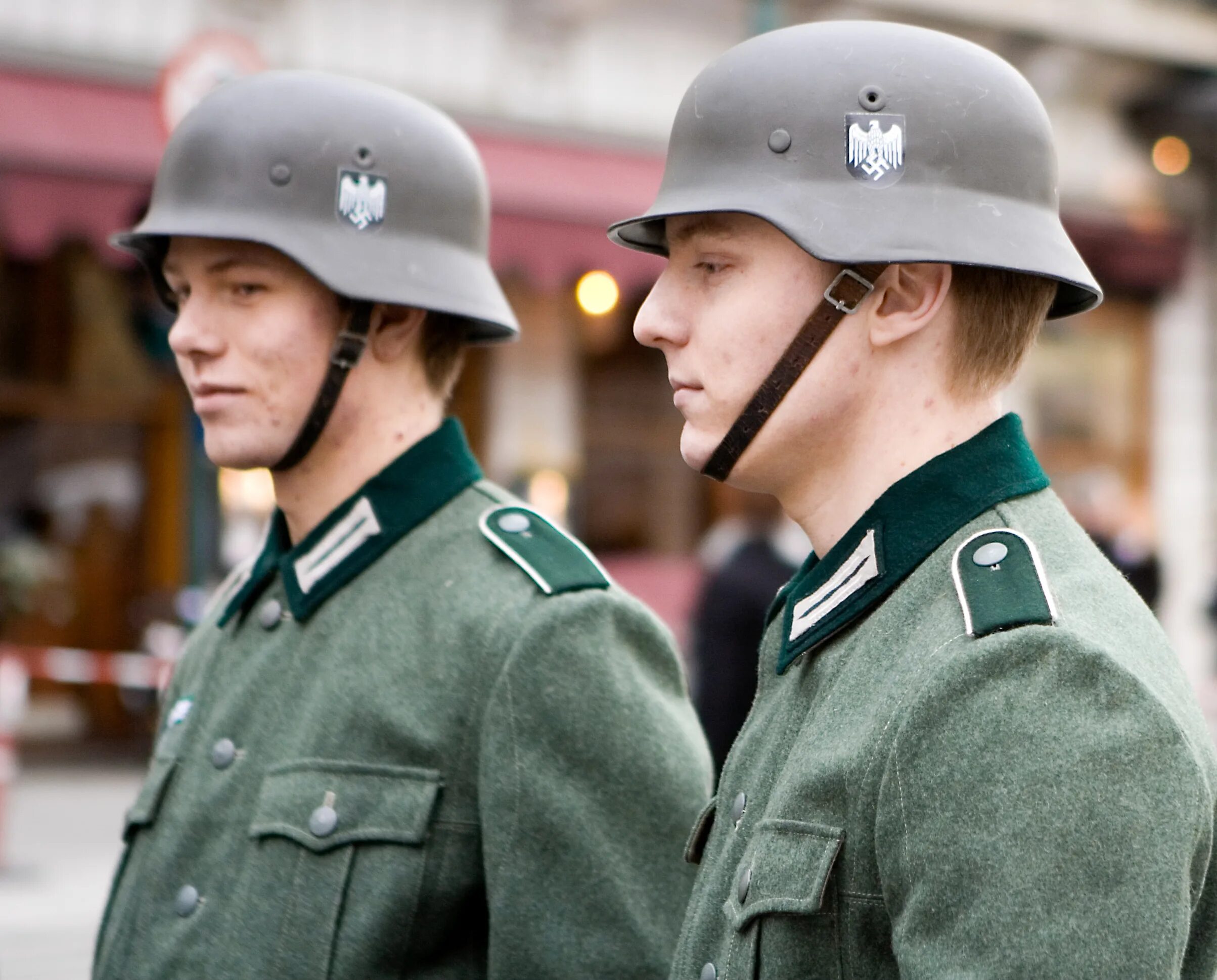 Нацистские солдаты. Нацистская Германия. Солдат СС. Форма похожая на нацистскую.