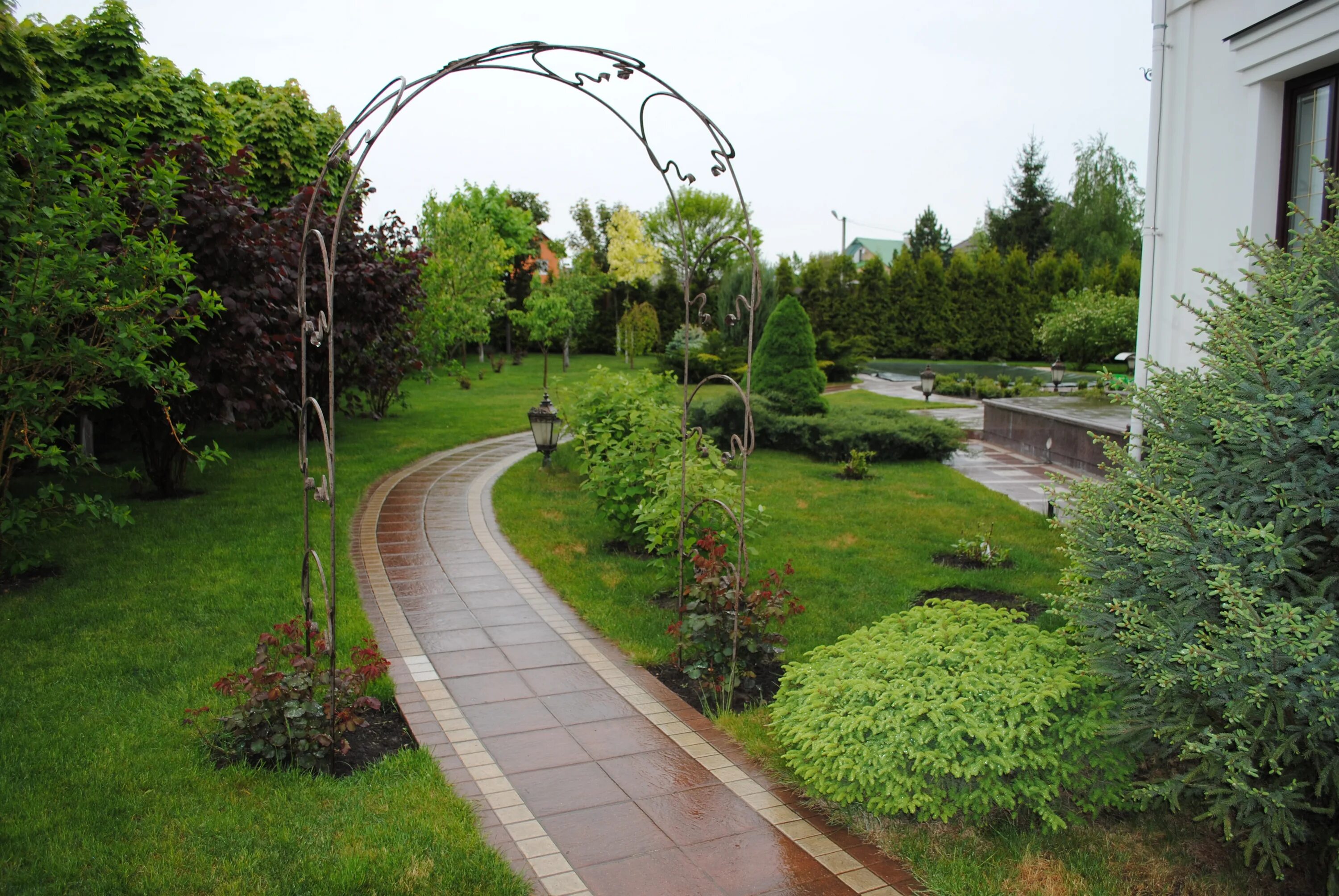 Хелен парк ландшафт. Красивый сад. Сад в средней полосе. Сад в средней полосе. Ухоженный дачный участок.