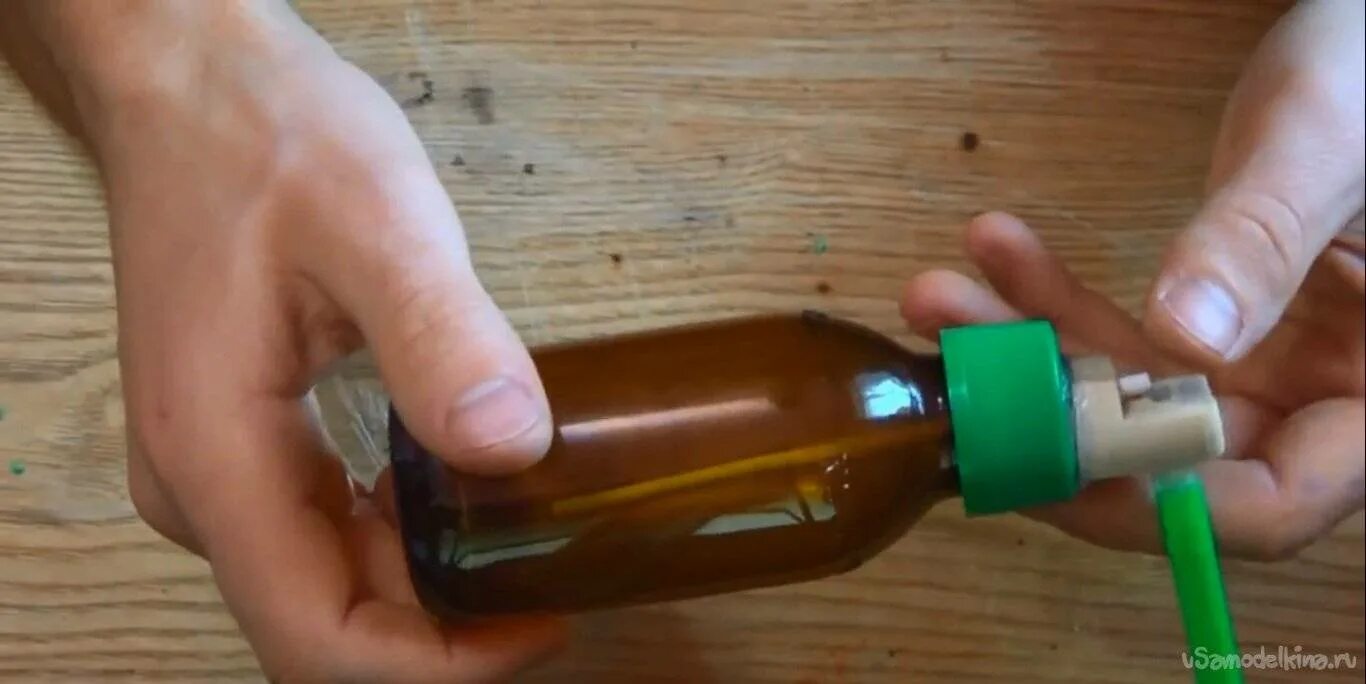 Краскопульт на бутылку. Самодельный краскопульт для покраски без компрессора. Самодельный краскораспылитель для пылесоса. Самодельный краскопульт пулевизатор. Сделать распылитель своими руками.
