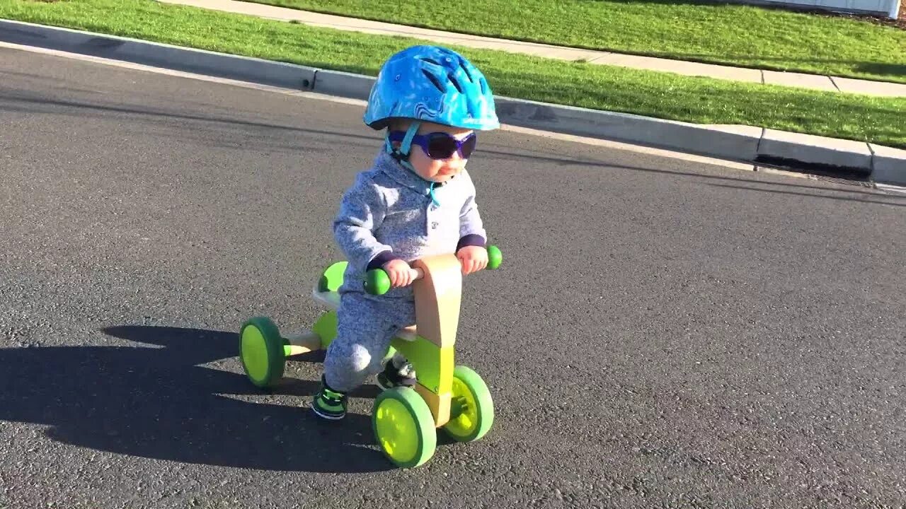 Велосипед ay Baby New Bike. Baby riding a Bike. Happy Baby велосипед шлем. Baby on his Bicycle кукла.