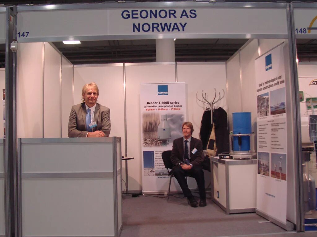 геосетка сд 20. линия для производства геотекстиля. геонор. геосинт геотекстиль. геонор екатеринбург.