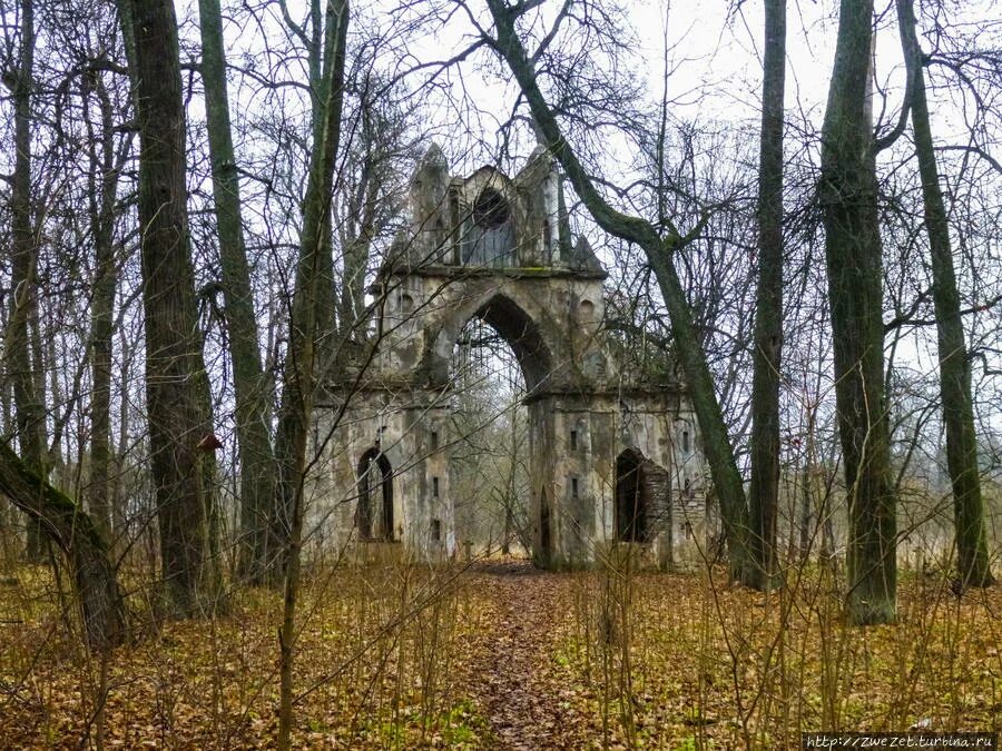 Погода в тайцах ленинградской области. Тайцы Ленинградская область. Дворянские гнезда в центре России. Курганы в Тайцах.