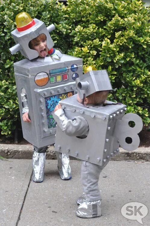 Костюм робота. Карнавальный костюм робота. Детский костюм робота. Взрослый костюм "робот". Игра костюм робота