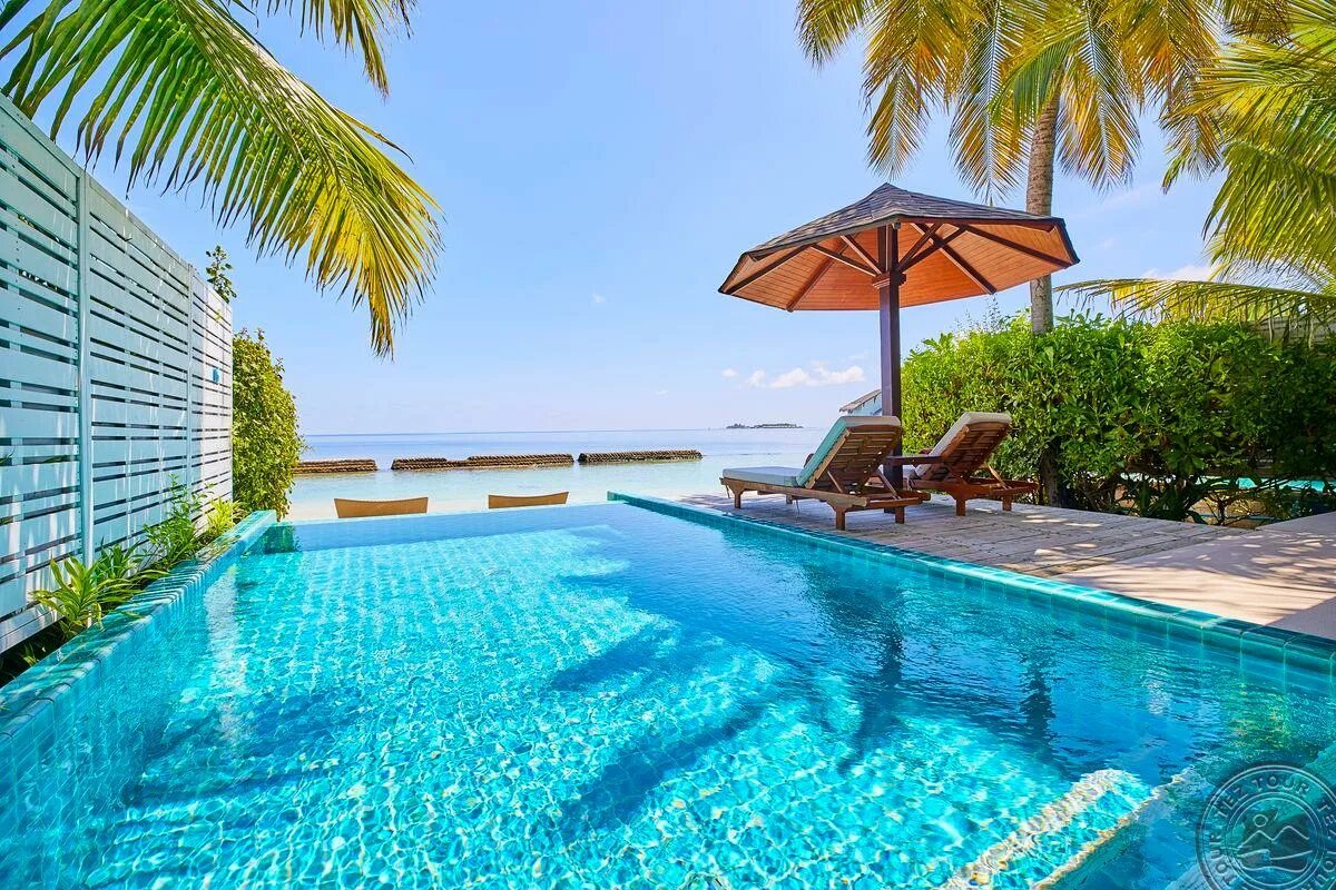 Centara grand island resort. Мальдивы отель Сентара. Centara Grand Island Resort & Spa. Centara Grand Island Resort & Spa 4*. Centara Grand Island Resort & Spa Maldives 5* (Ари Атолл).
