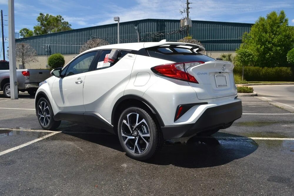 Toyota chr 2016г. Тойота chr бордовая. Toyota c-hr 2016. Toyota chr off road. Дром c hr.