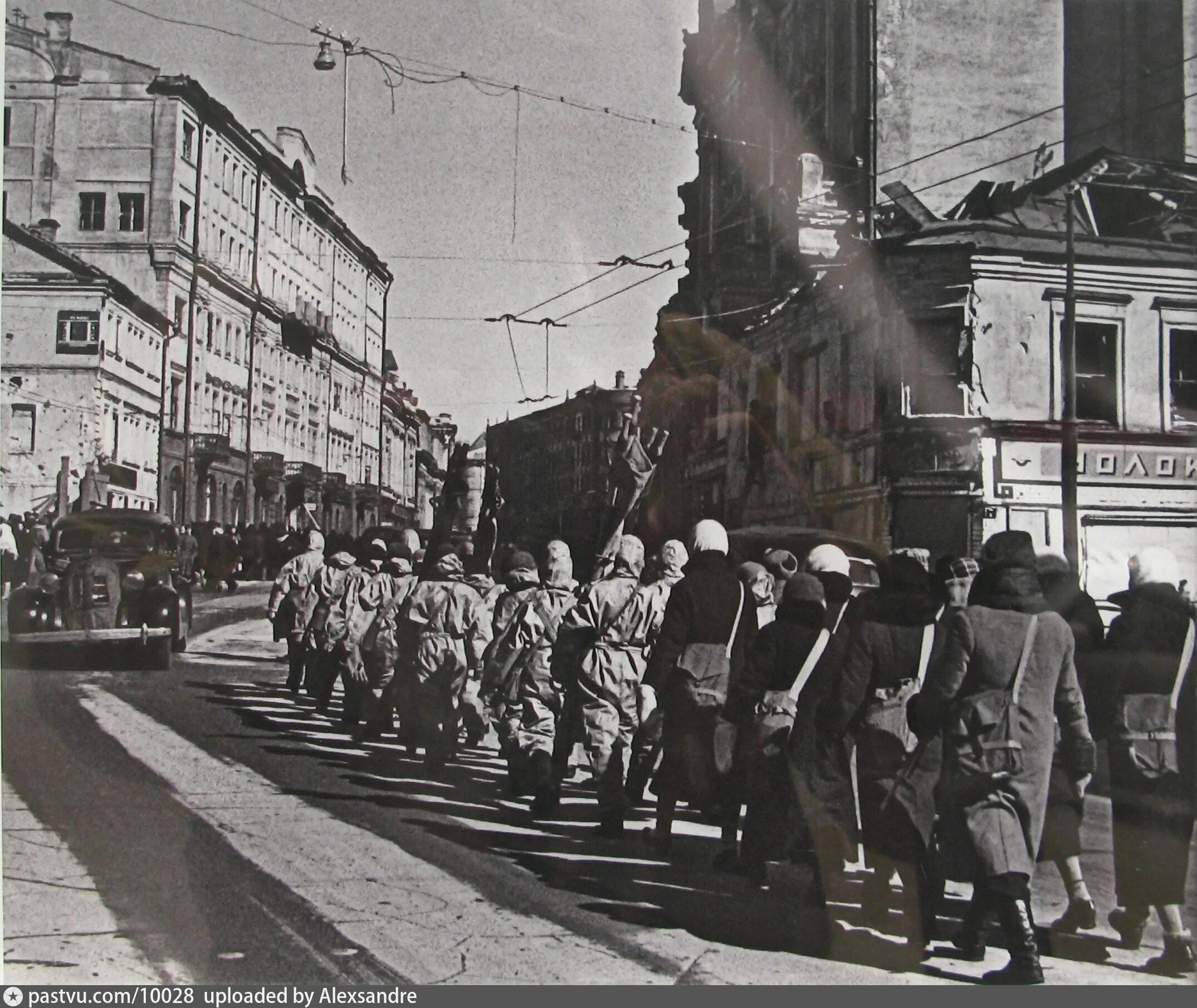 Октябрь 1941 великой отечественной войны. Москва 1941 год. Улицы Москвы 1941. Тверская улица 1941 год.