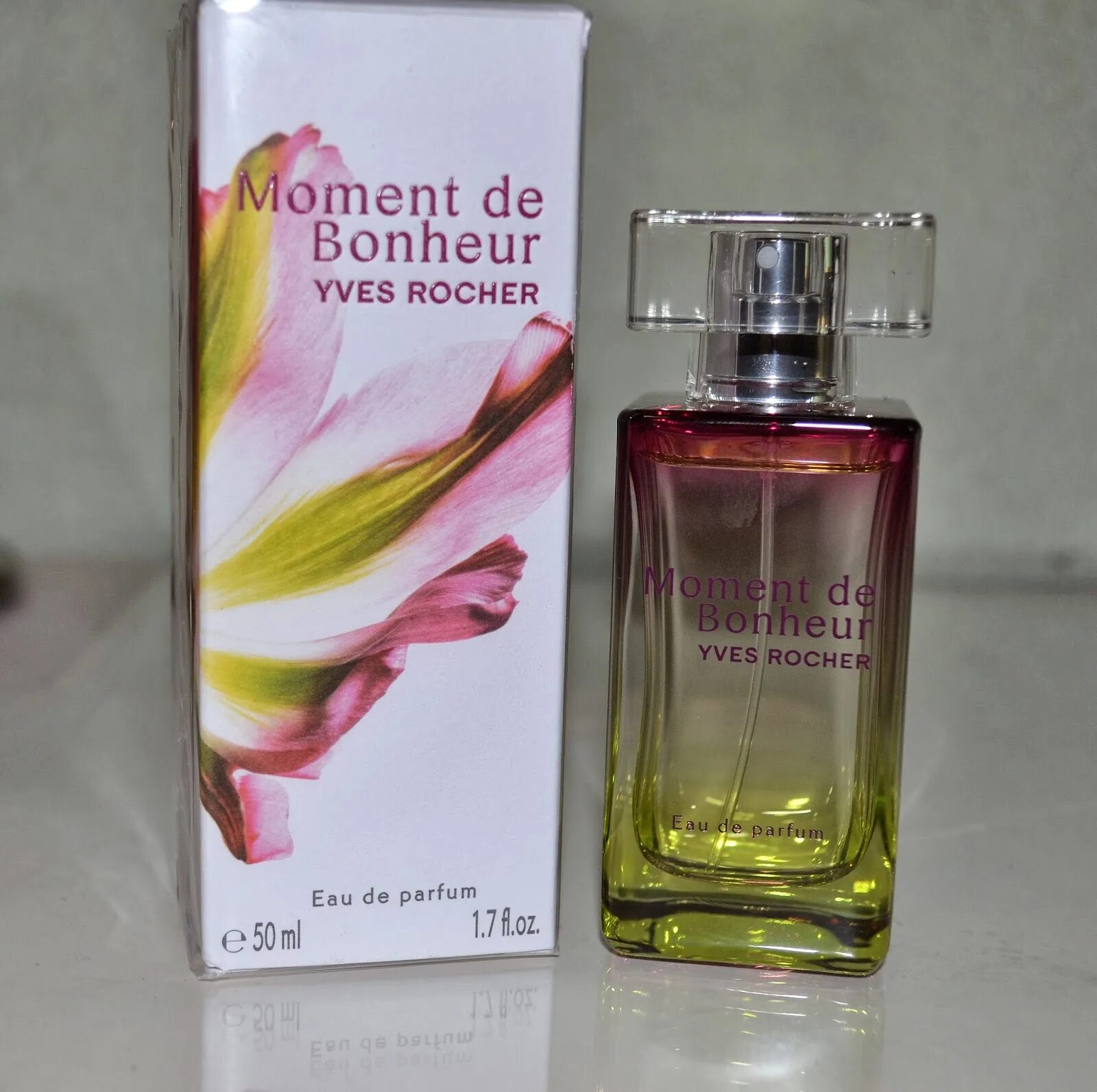 ив роше парфюмерная вода. духи ив роше женские цветочные. ив роше аромат духов. Quelques notes d'amour ив роше. ив роше аромат духов.