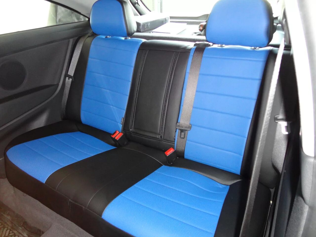 чехлы казань. магазин авточехлов. чехлы казань. чехлы на машину казань. накидки черный ромб.