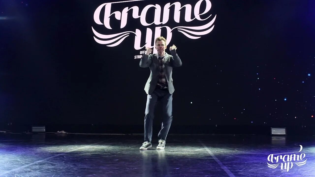 Губи5 андрей губин. Андрей губин 2002. Танец губина. Андрей губин танцы незабудки. Андрей губин танцы.