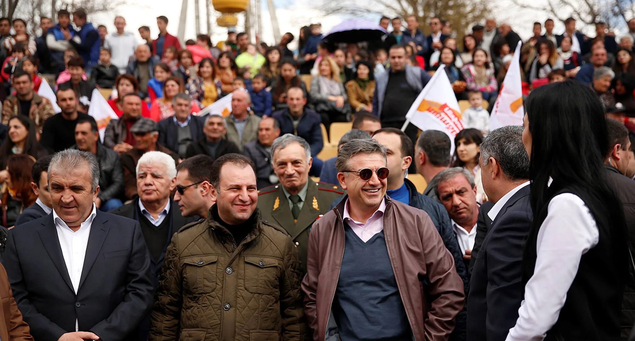 Армянский сейчас. Обстановка в армении на сегодняшний день. Ереван пашинян. Антироссийские протесты в армении 2022. Пашинян революция армения.