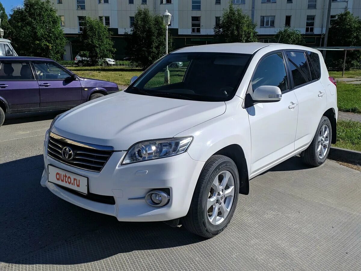 Авто в урае. Toyota rav4 White Side. Rav4 30 1 Рестайлинг. Тойота паркетник. Тойота рав 4 2011 года характеристики.