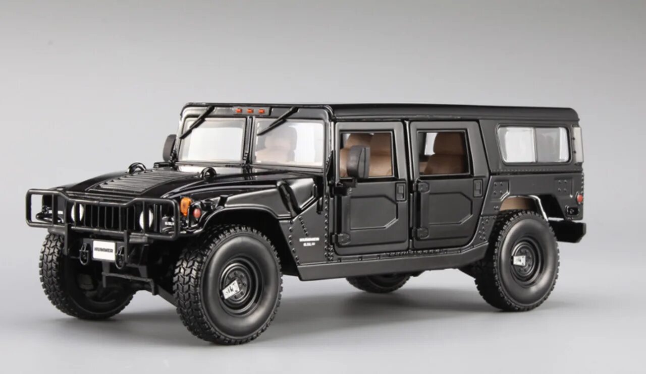 Модели больших машин. Hummer h1 1:18. Модель 1/18 Hummer h1 Soft Top. Hummer h1 модель. Hummer h1 1:43.