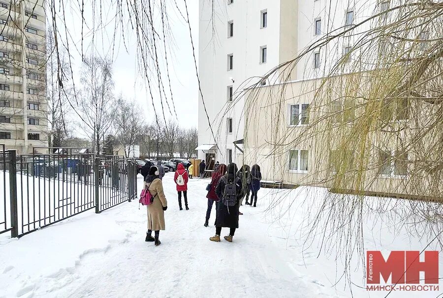 Очереди минск. Минск поликлиника.
