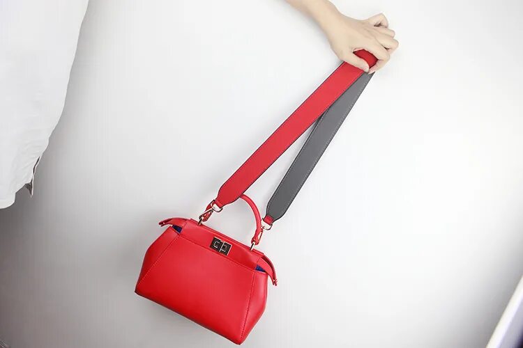 сумка женская длинный ремень. сумка женская длинный ремень. сумка женская длинный ремень. женская сумка коричневая три наружных кармана. сумка с плечевым ремнем.