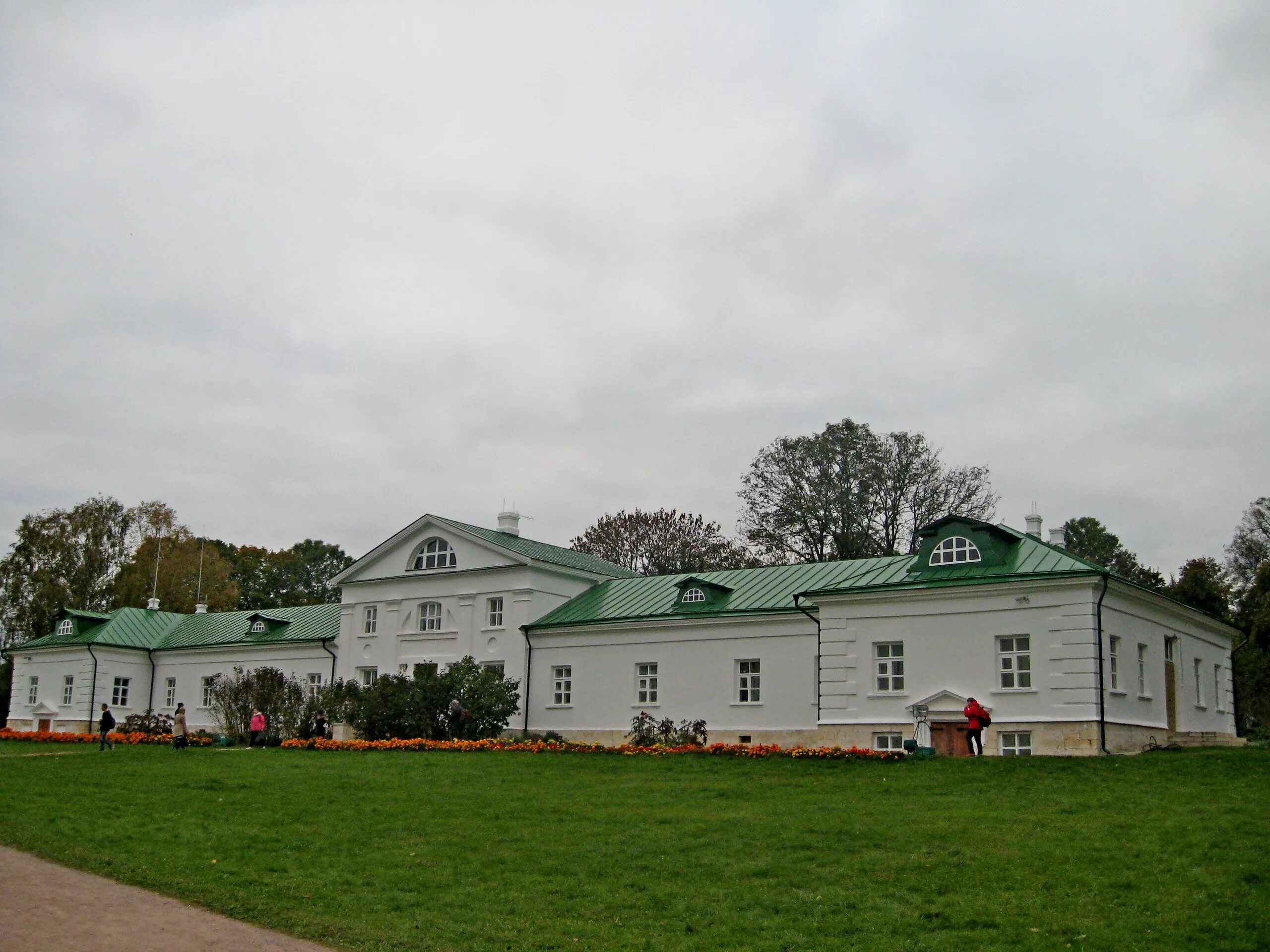 Усадьба Льва Толстого Ясная Поляна. Музей усадьба л. н. Толстого Ясная Поляна (Тульская область). Ясная Поляна Тула толстой. Ясная Поляна Тульской губернии толстой. Усадьба ясная поляна тульской области