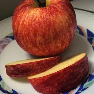 Яблоко голиаф