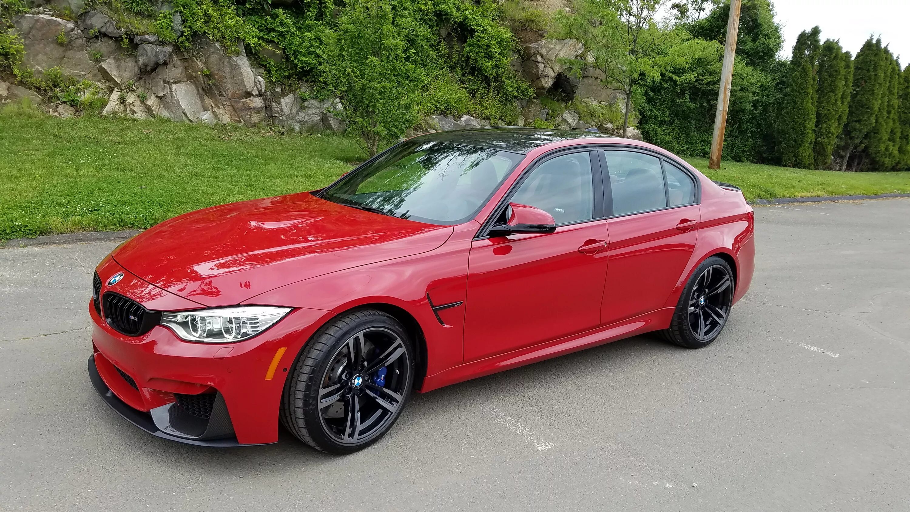 Красная бмв м5. BMW m3 Red. BMW m3 f90. БМВ 3 ф30 красная. BMW f80 Ferrari Red.