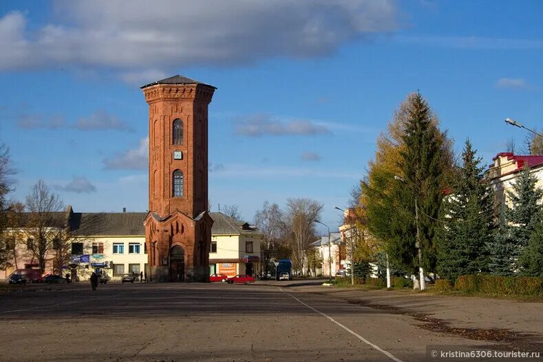 Погода в старой руссе по часам. Старая Русса город. Старая Русса архитектура.