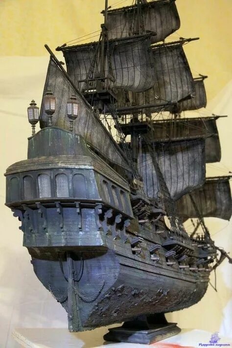 "Black Pearl" wooden pirate ship model, 65cm length Antique sailing boat model, 