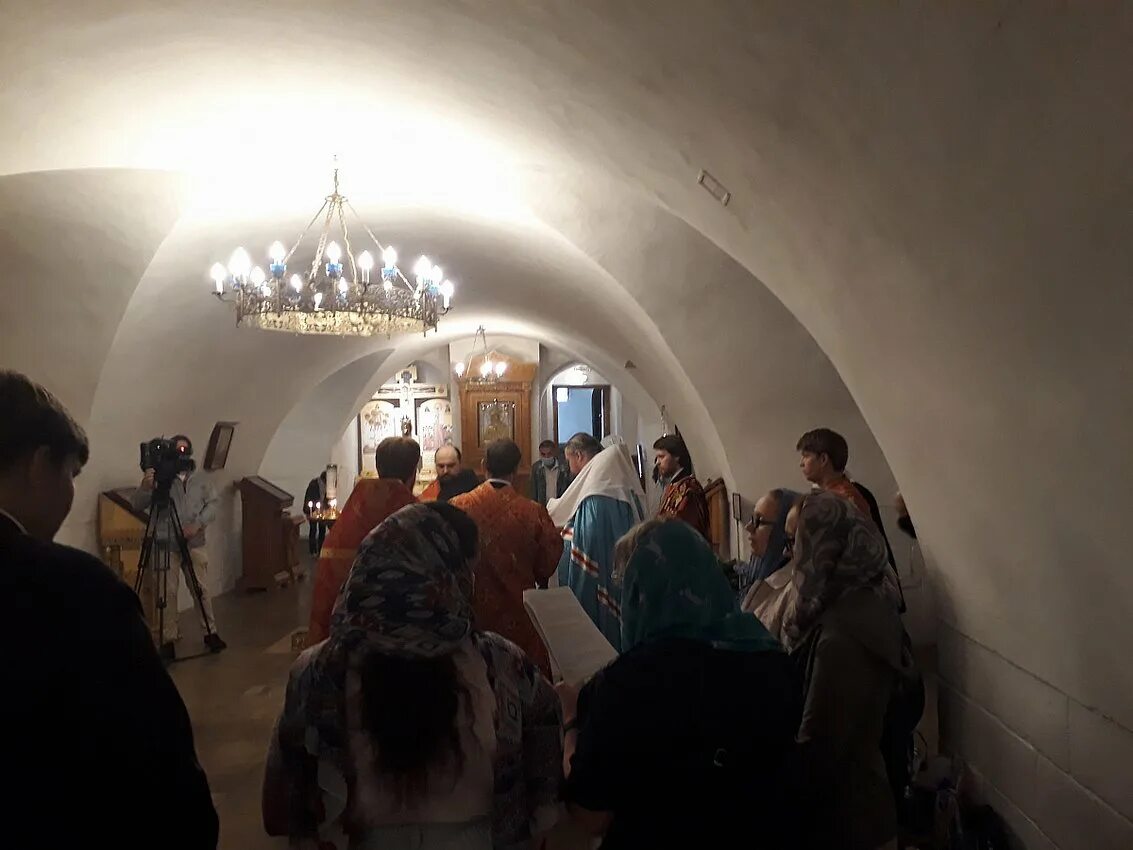 новоспасский монастырь таганская. новоспасский монастырь молебны. новоспасский монастырь молебны. новоспасский монастырь икона всецарица. новоспасский монастырь храм внутри.